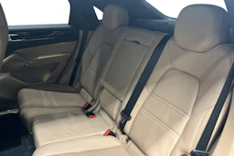 met. Harmaa Porsche Cayenne 2020 kuva 8.