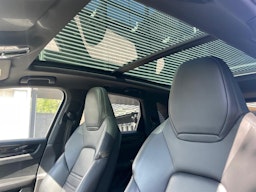 Musta Porsche Cayenne 2020 kuva 8.