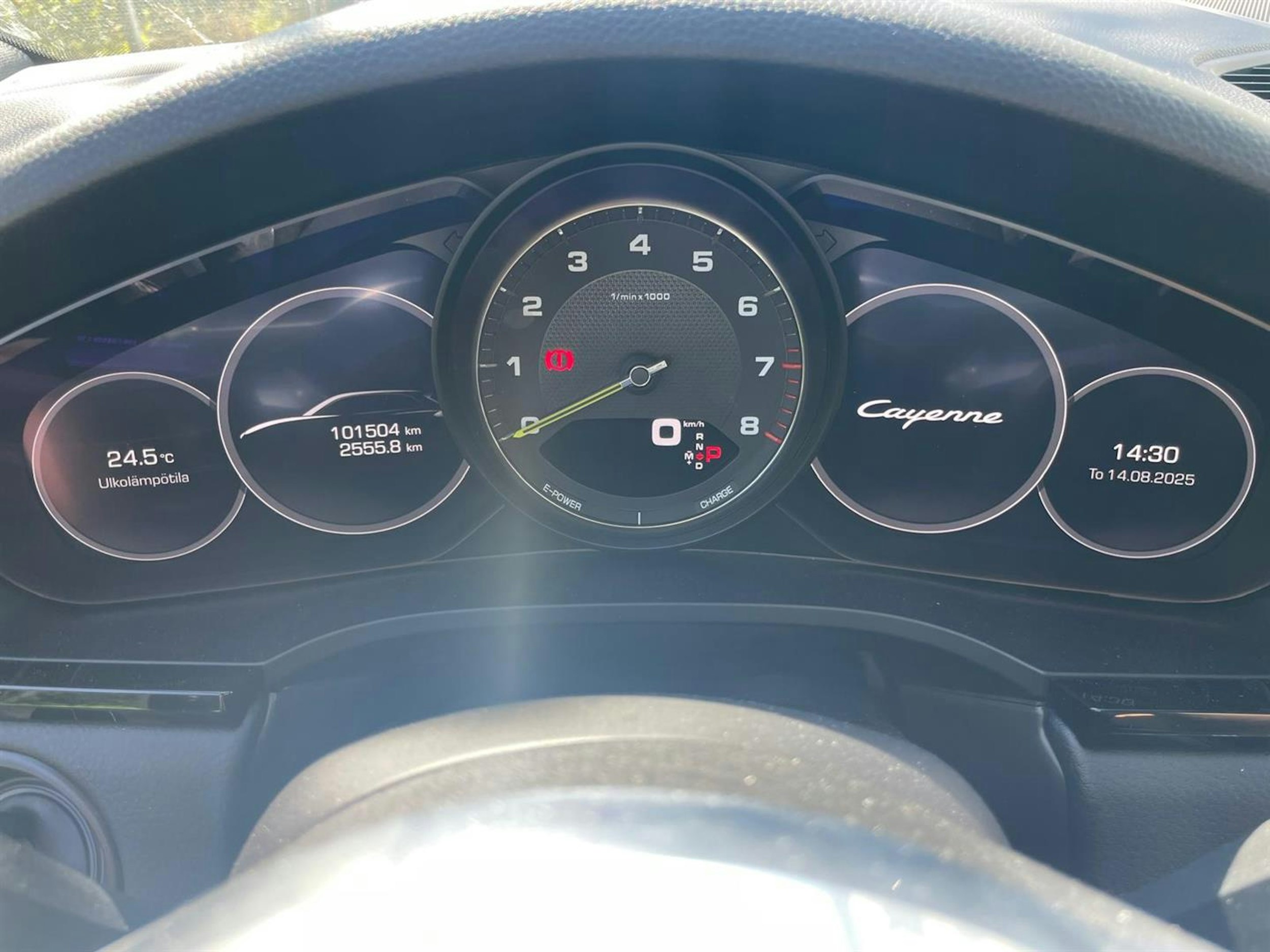 Musta Porsche Cayenne 2020 kuva 9.