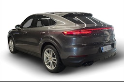 harmaa Porsche Cayenne 2020 kuva 2.