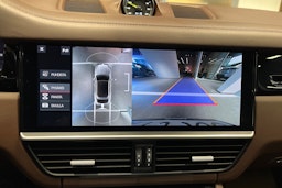 harmaa Porsche Cayenne 2020 kuva 16.