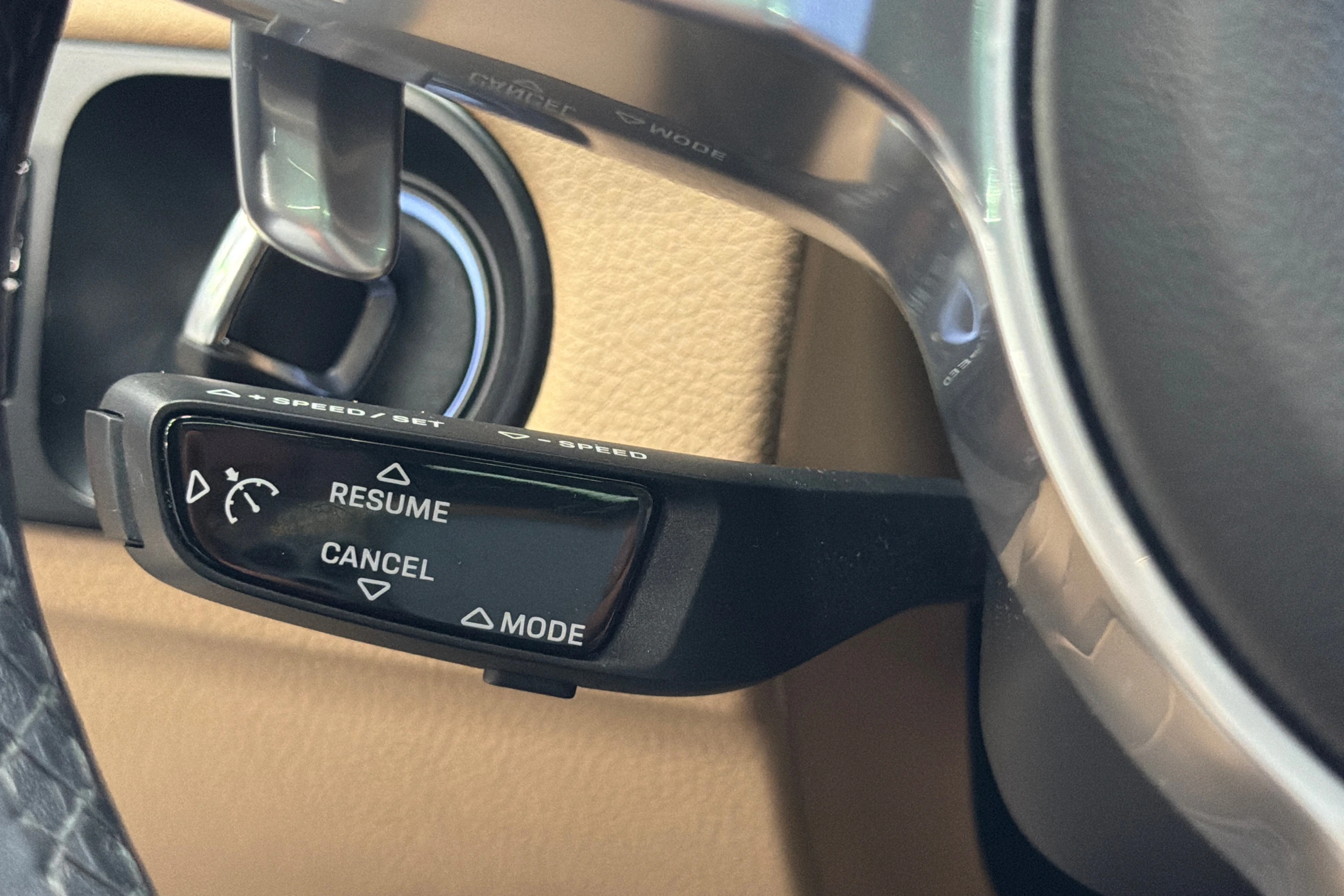 Musta Porsche Cayenne 2020 kuva 18.