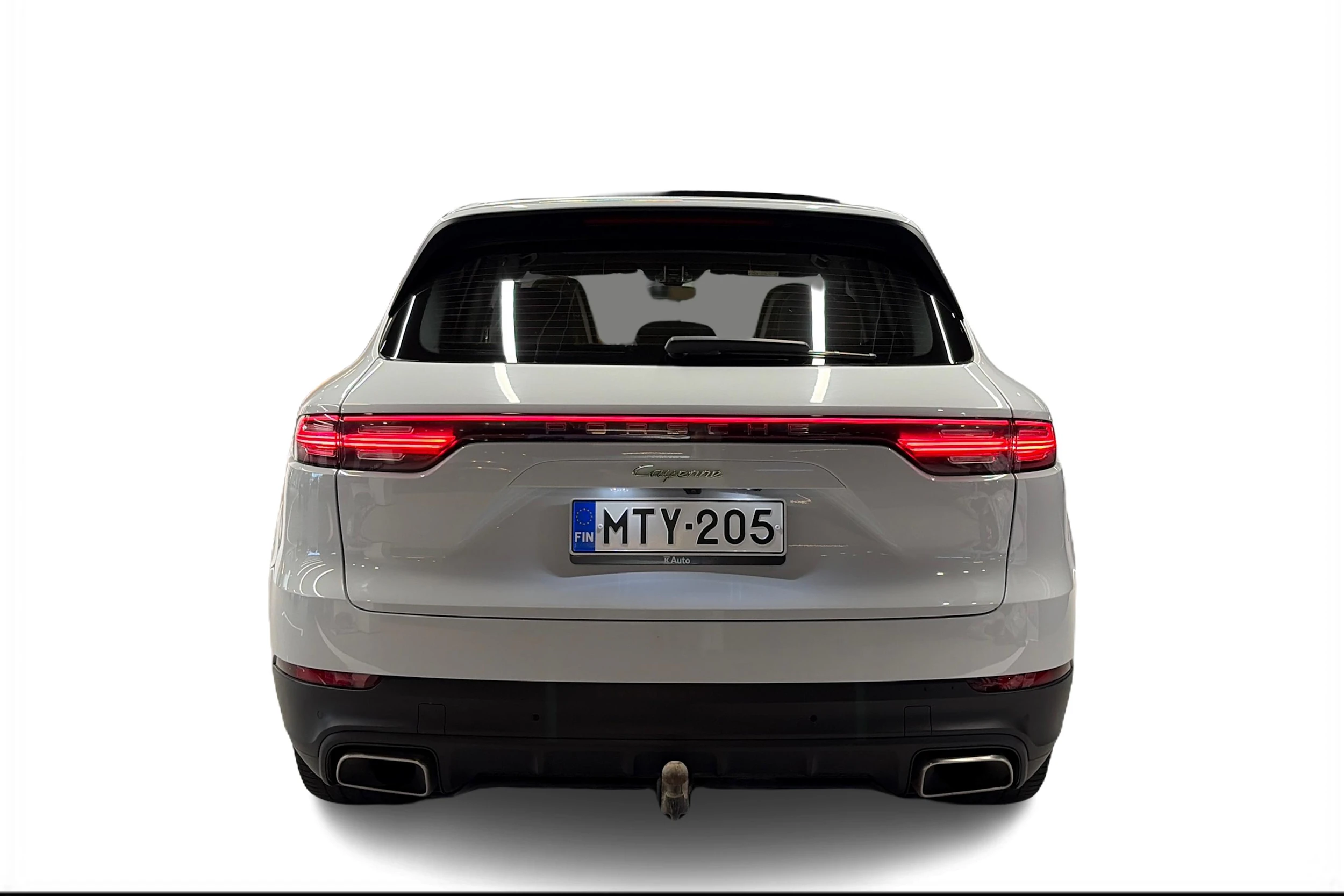 valkoinen Porsche Cayenne 2020 kuva 3.
