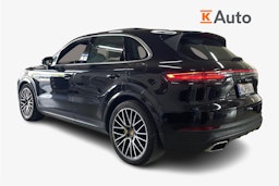 Musta Porsche Cayenne 2020 kuva 2.