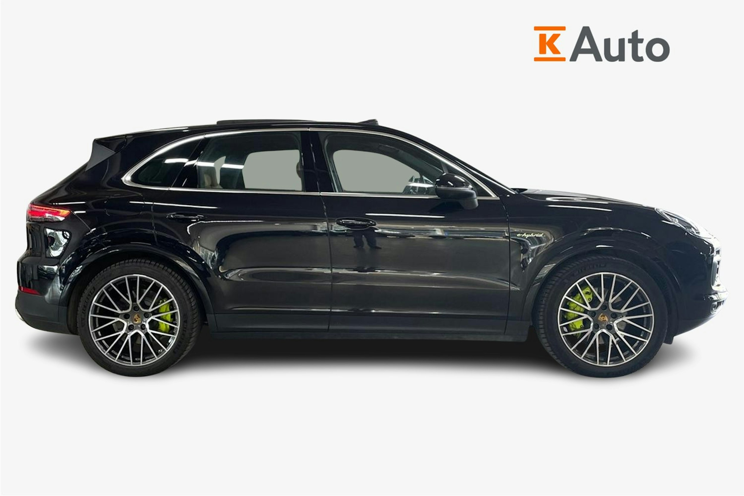 Musta Porsche Cayenne 2020 kuva 6.
