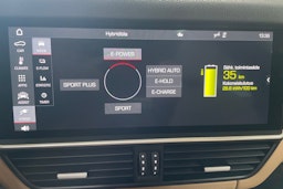 Musta Porsche Cayenne 2020 kuva 27.