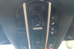 Musta Porsche Cayenne 2020 kuva 28.