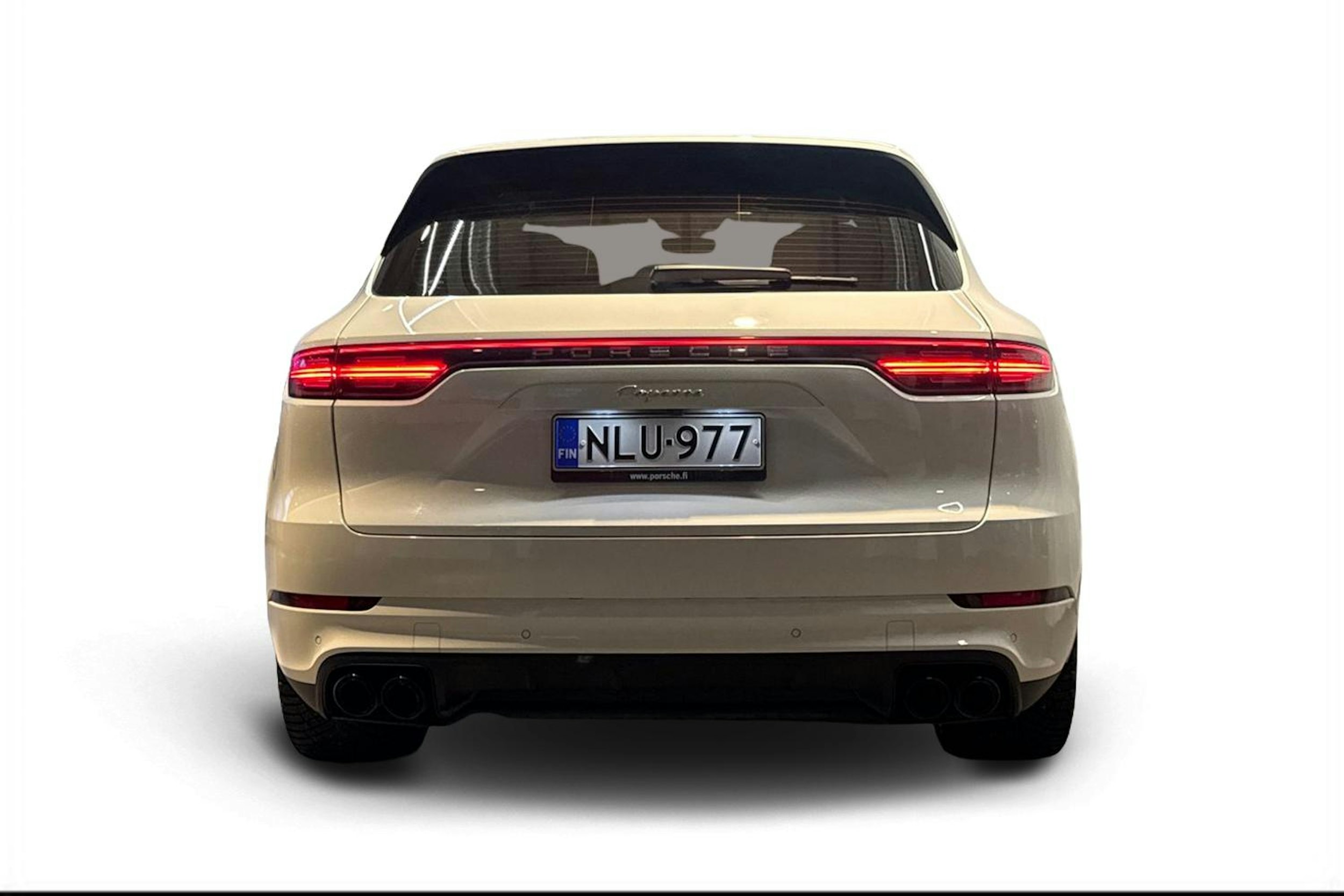 Valkoinen Porsche Cayenne 2020 kuva 3.