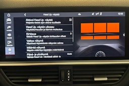 Valkoinen Porsche Cayenne 2020 kuva 19.