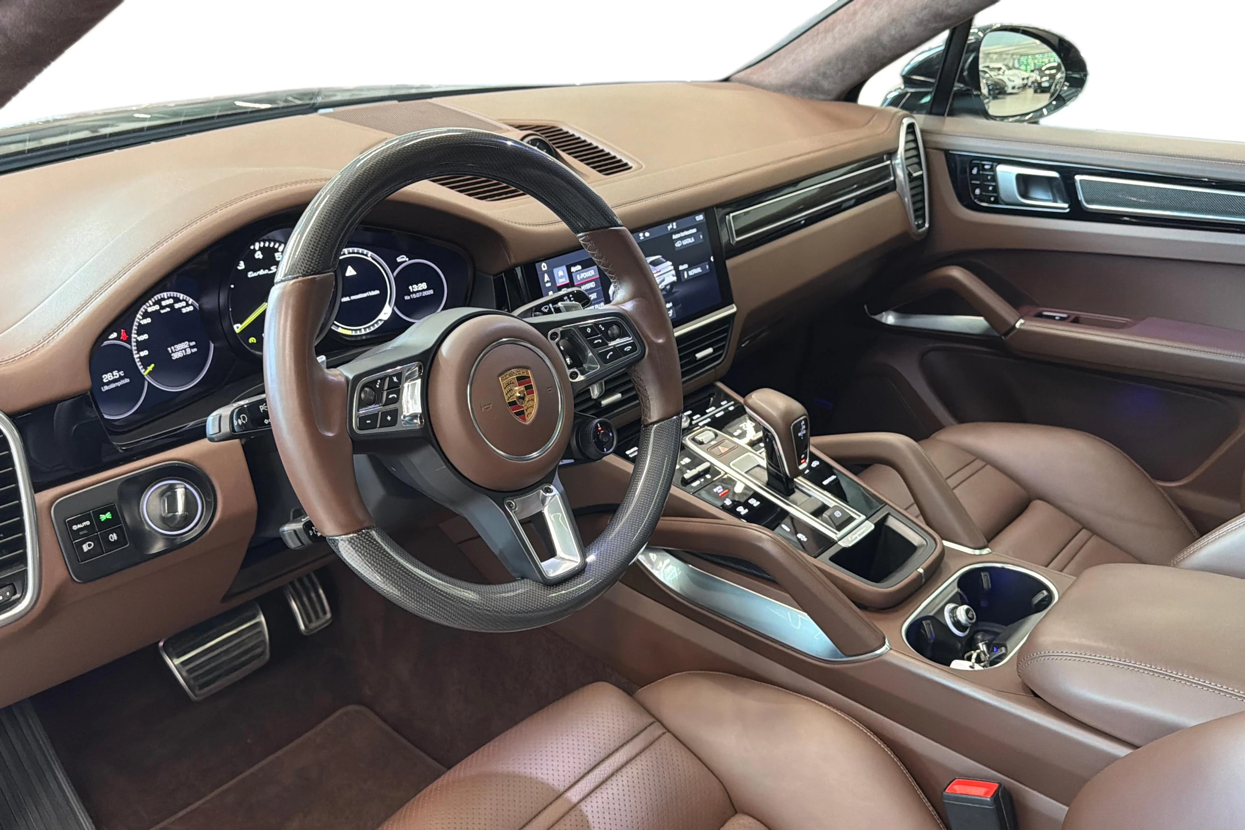 Musta Porsche Cayenne 2020 kuva 6.