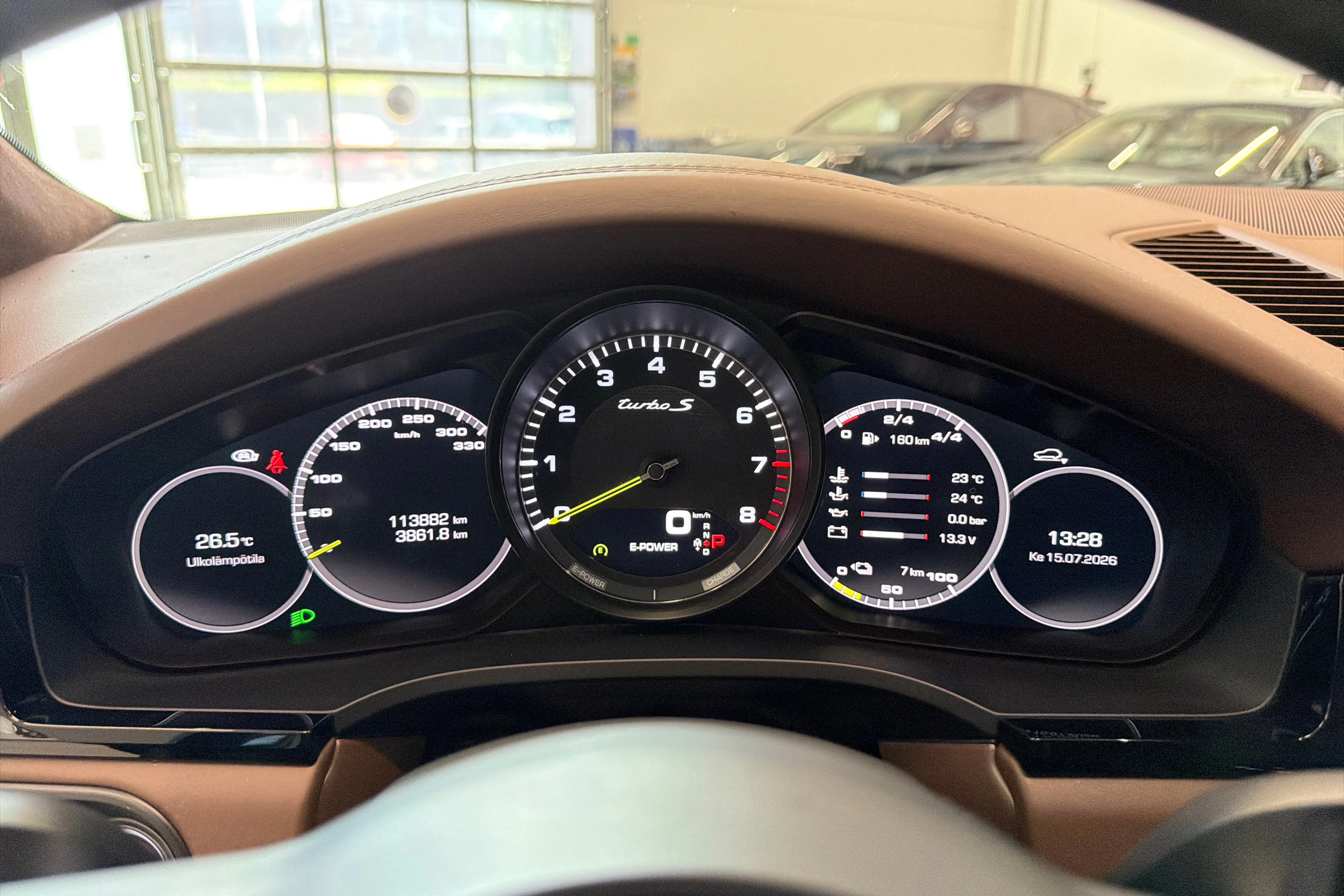 Musta Porsche Cayenne 2020 kuva 20.