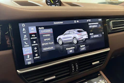 Musta Porsche Cayenne 2020 kuva 22.