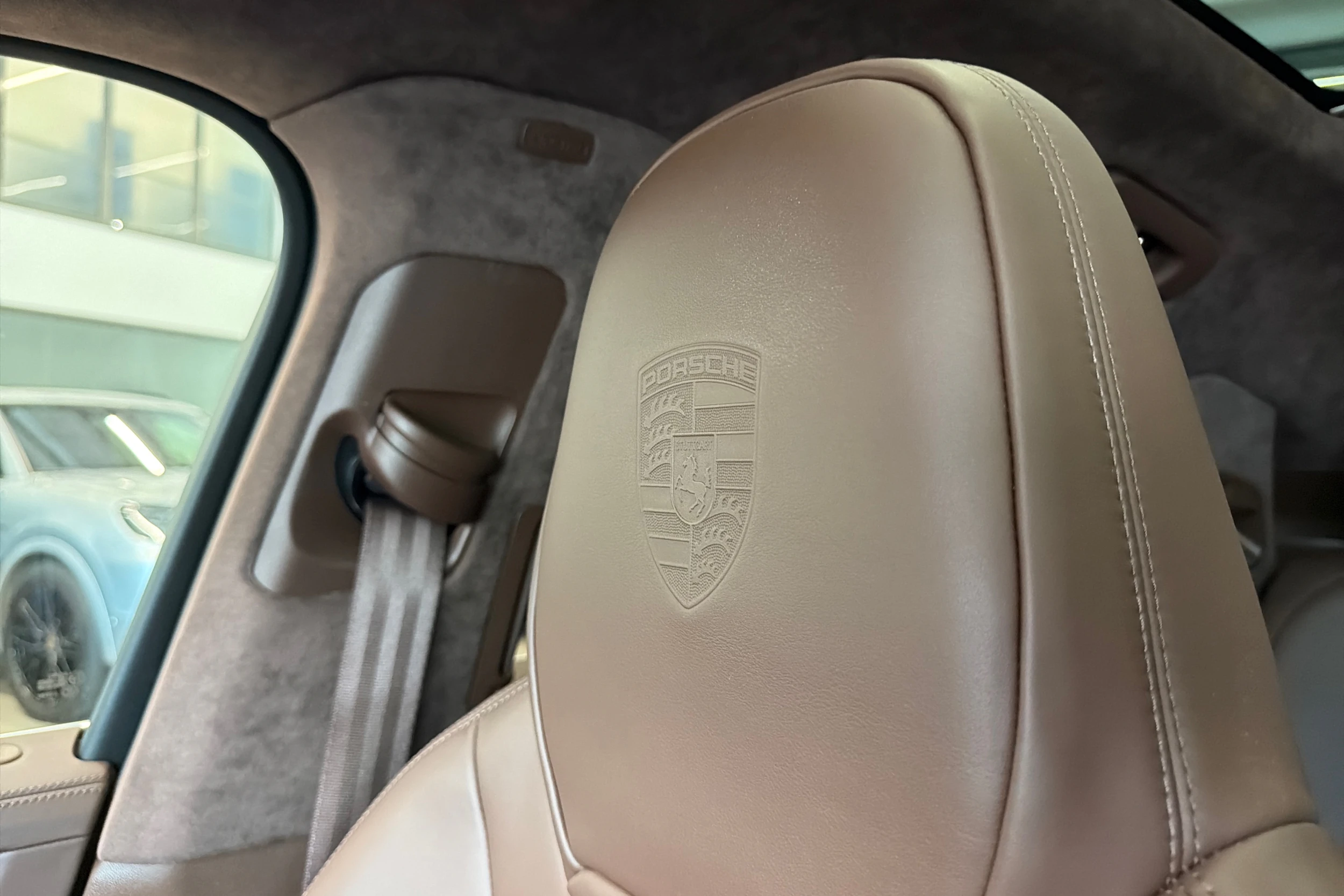 Musta Porsche Cayenne 2020 kuva 28.