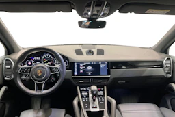 harmaa Porsche Cayenne 2020 kuva 7.