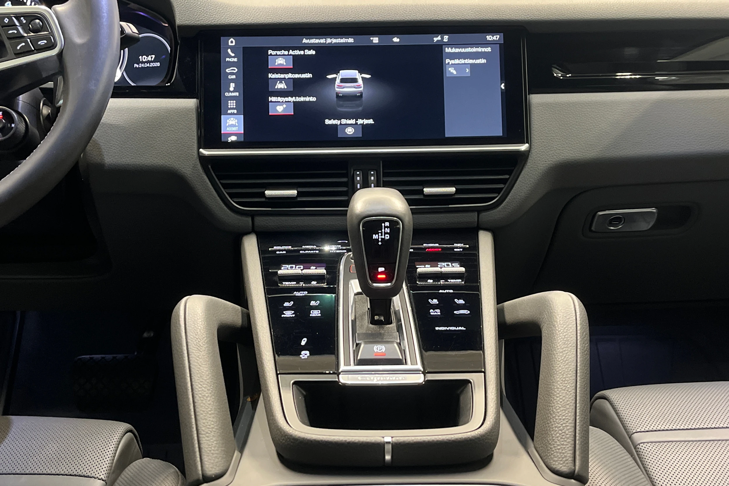 harmaa Porsche Cayenne 2020 kuva 10.