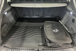 harmaa Porsche Cayenne 2020 kuva 20.