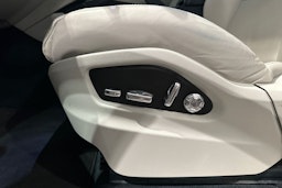 Harmaa Porsche Cayenne 2020 kuva 10.