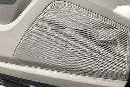 Harmaa Porsche Cayenne 2020 kuva 15.