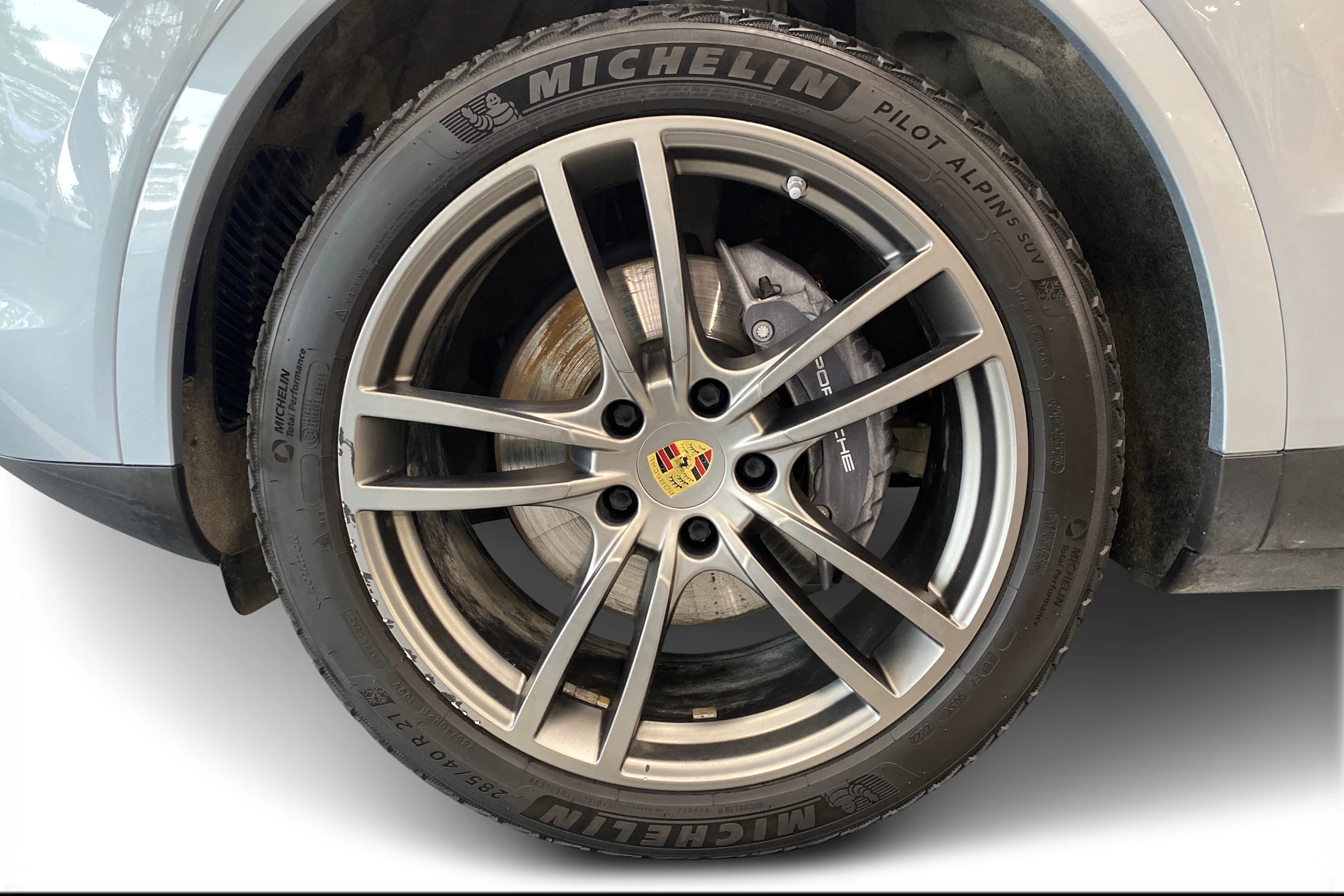 Harmaa Porsche Cayenne 2020 kuva 9.