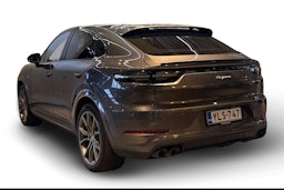 Harmaa Porsche Cayenne 2020 kuva 2.