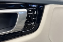 Harmaa Porsche Cayenne 2020 kuva 11.