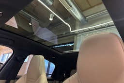 Harmaa Porsche Cayenne 2020 kuva 13.