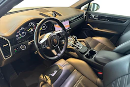 Hopea Porsche Cayenne 2020 kuva 6.