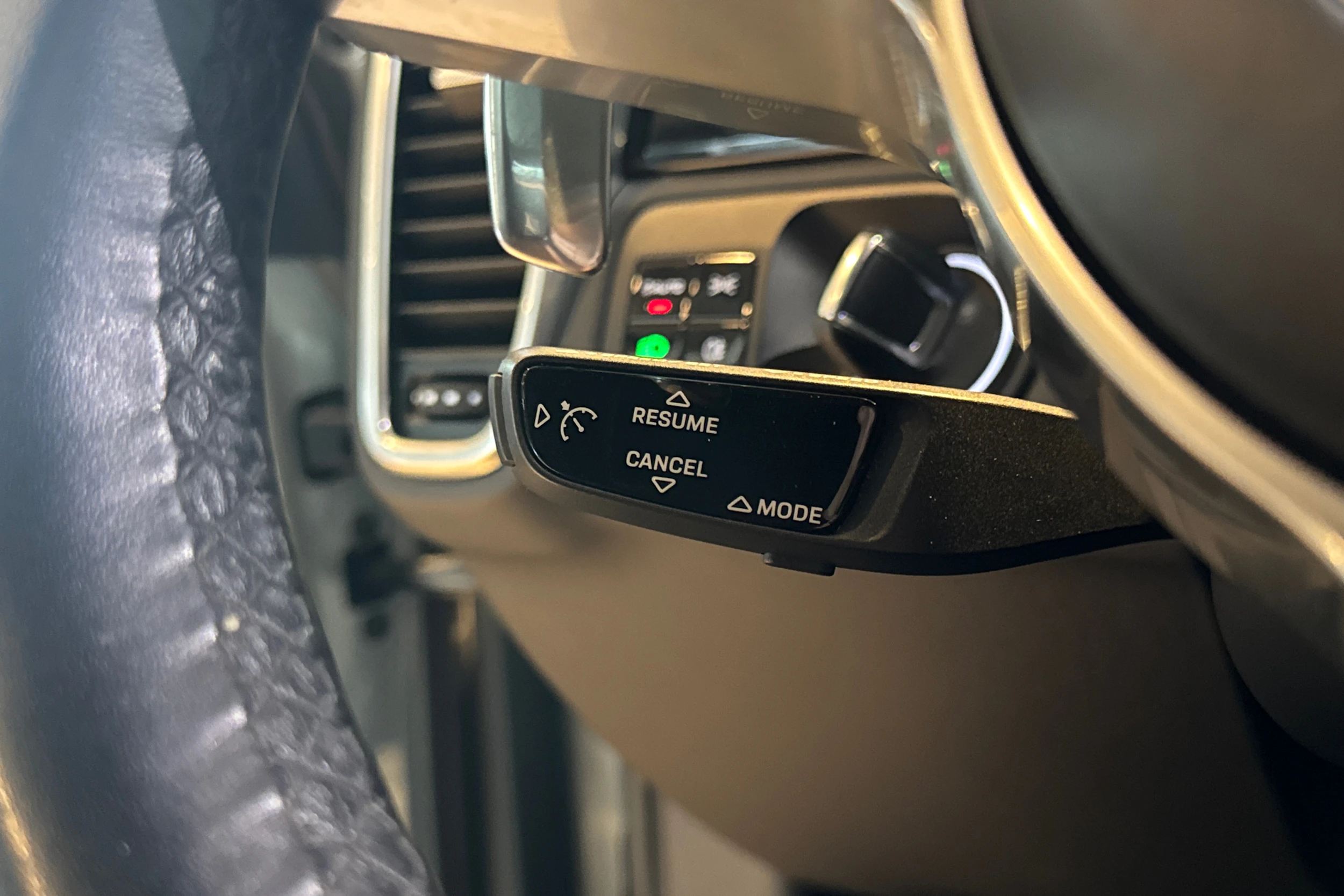 Hopea Porsche Cayenne 2020 kuva 13.