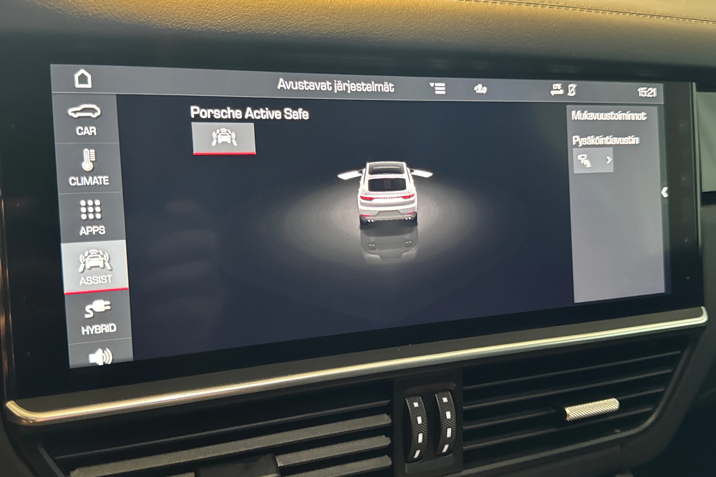 Hopea Porsche Cayenne 2020 kuva 15.