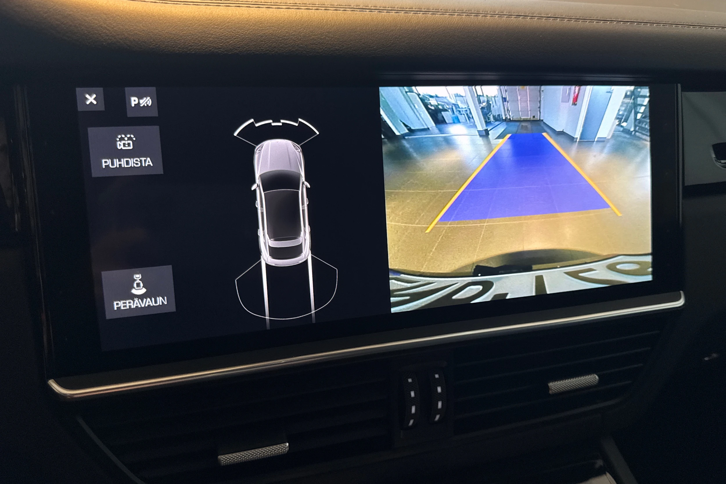 Hopea Porsche Cayenne 2020 kuva 17.