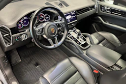 hopea Porsche Cayenne 2021 kuva 7.