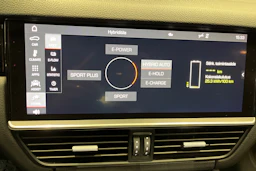 hopea Porsche Cayenne 2021 kuva 24.
