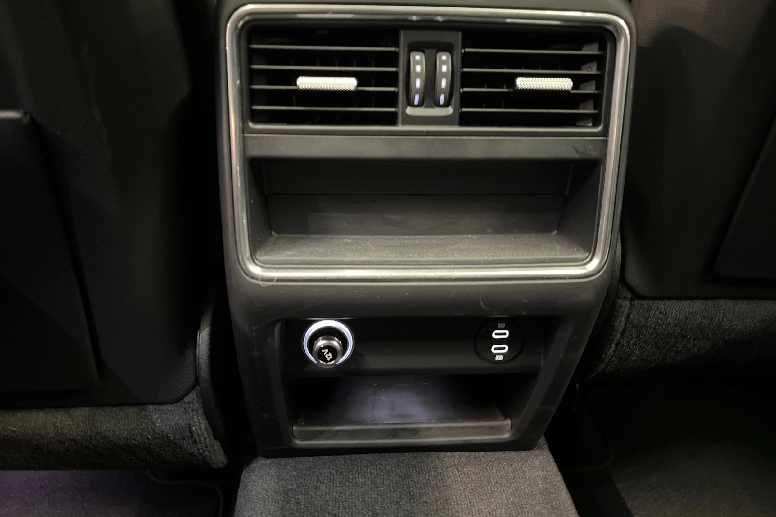 hopea Porsche Cayenne 2021 kuva 27.