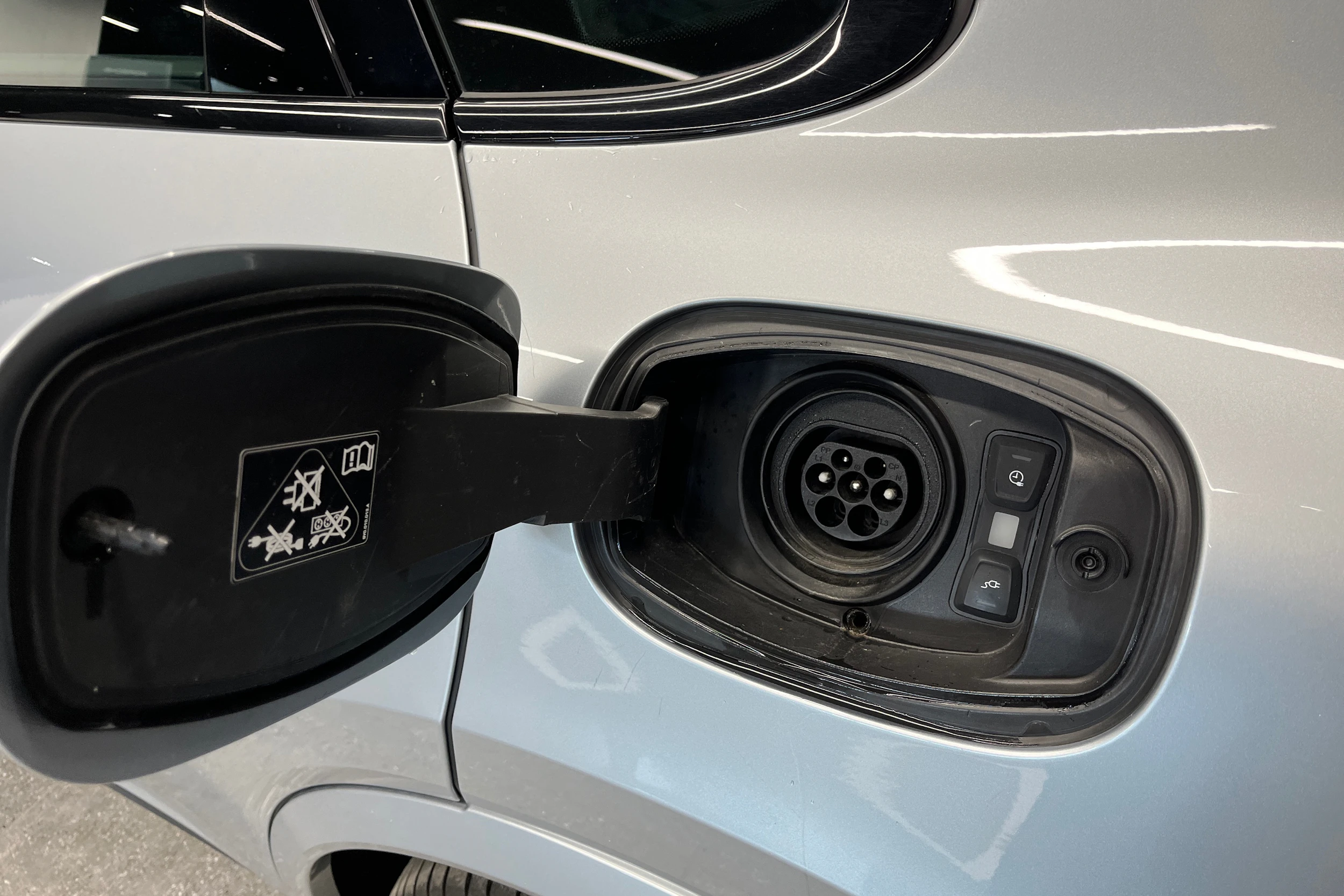 hopea Porsche Cayenne 2021 kuva 33.