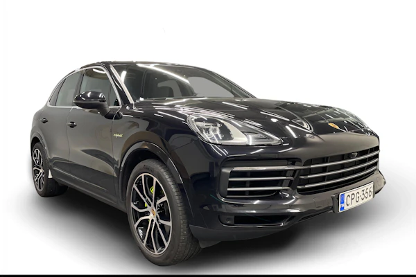 Porsche Cayenne E-Hybrid Advantage Package