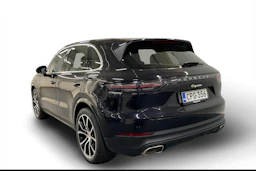 musta Porsche Cayenne 2021 kuva 2.
