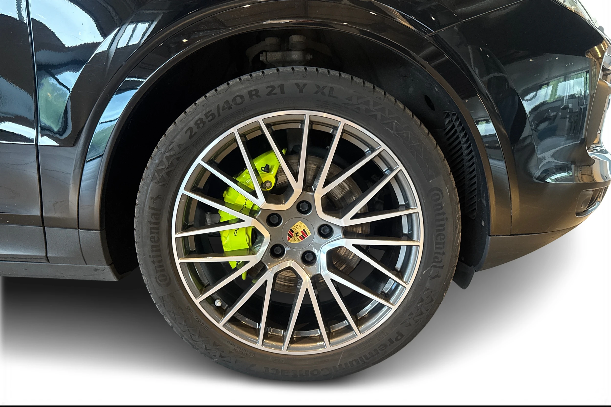 musta Porsche Cayenne 2021 kuva 9.