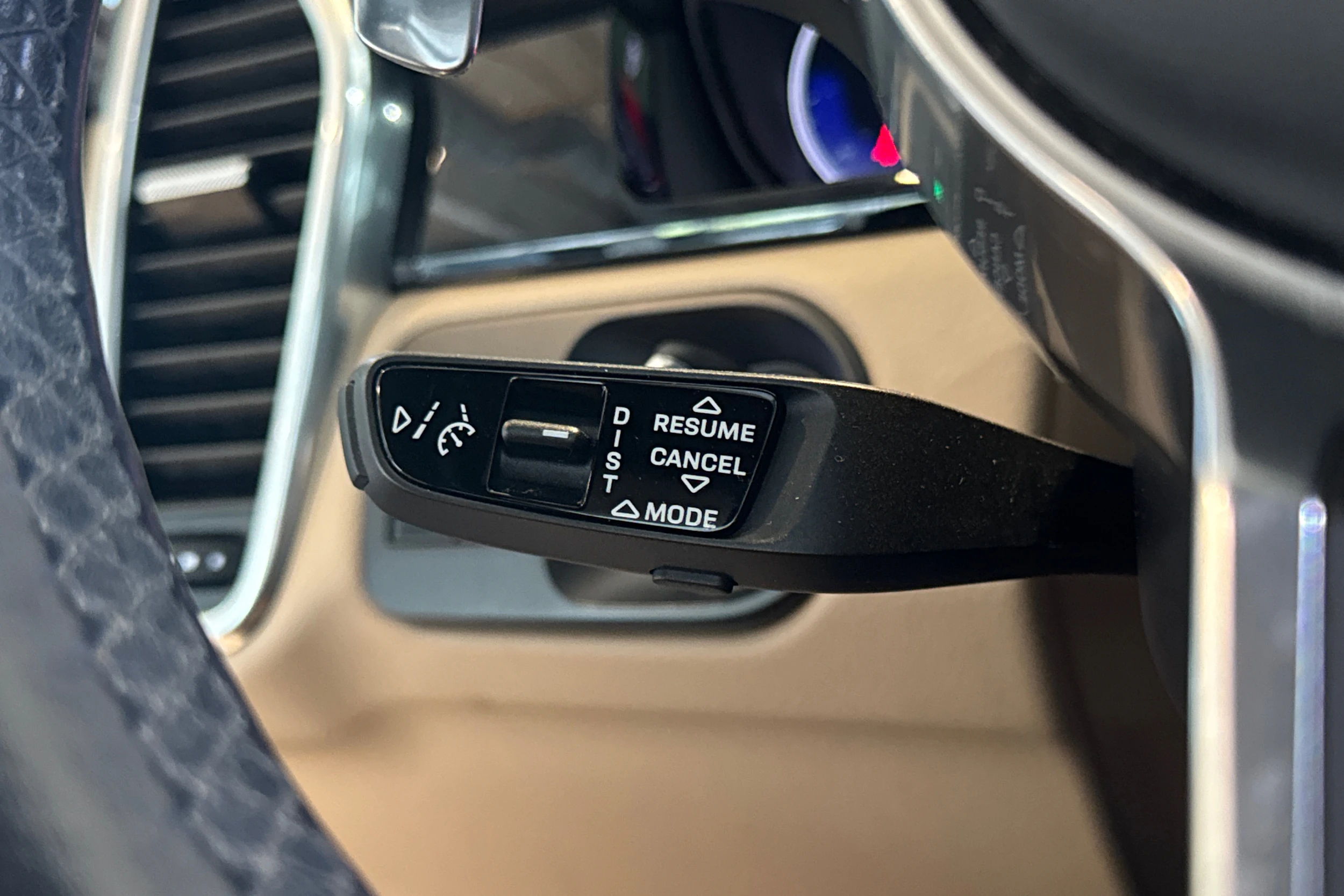 musta Porsche Cayenne 2021 kuva 12.