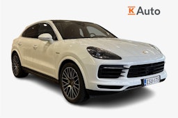 valkoinen Porsche Cayenne 2021 kuva 1.