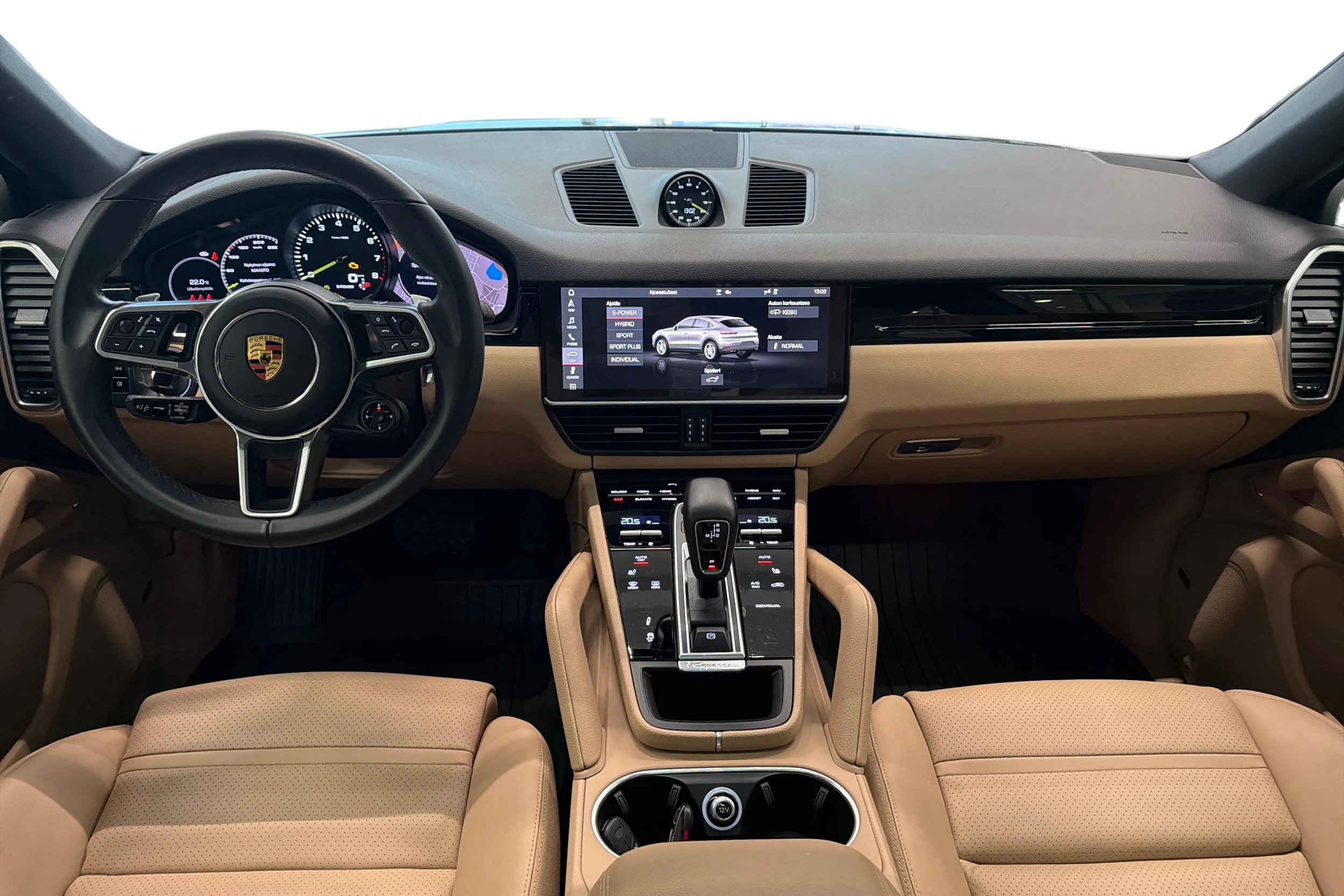 Harmaa Porsche Cayenne 2021 kuva 7.