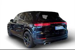 musta Porsche Cayenne 2021 kuva 2.