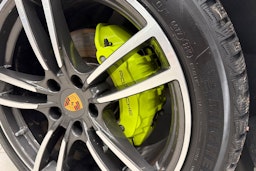 valkoinen Porsche Cayenne 2021 kuva 33.