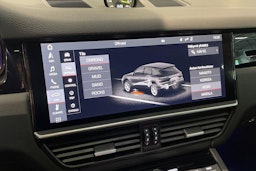 Valkoinen Porsche Cayenne 2021 kuva 12.
