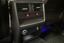 Valkoinen Porsche Cayenne 2021 kuva 20.