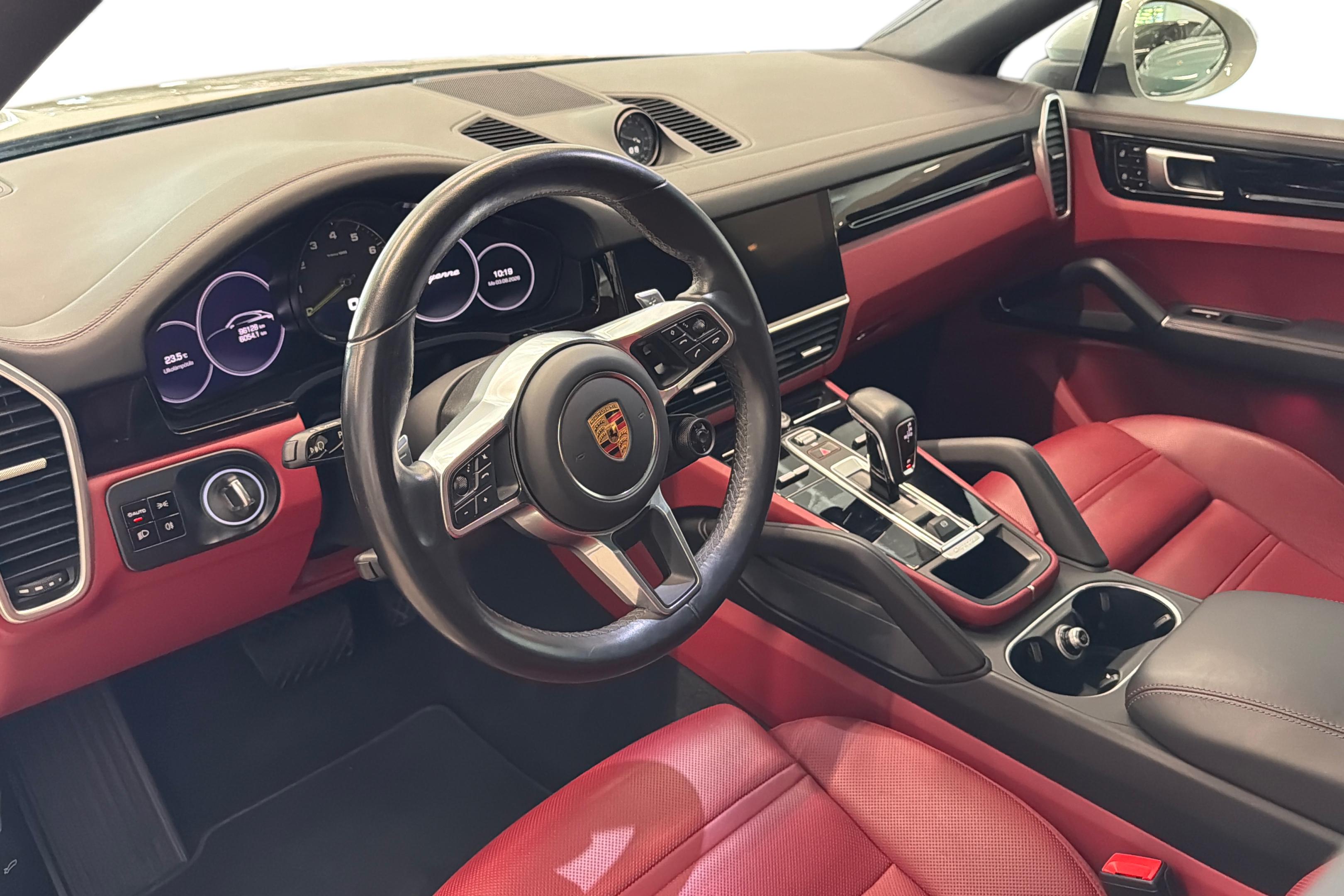 Porsche Cayenne E-Hybrid Coupé 2021, photo 6/27