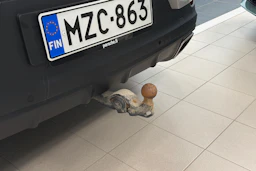 valkoinen Porsche Cayenne 2021 kuva 13.