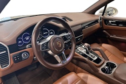 Ruskea (beige) Porsche Cayenne 2021 kuva 6.