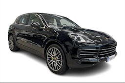 musta Porsche Cayenne 2021 kuva 1.