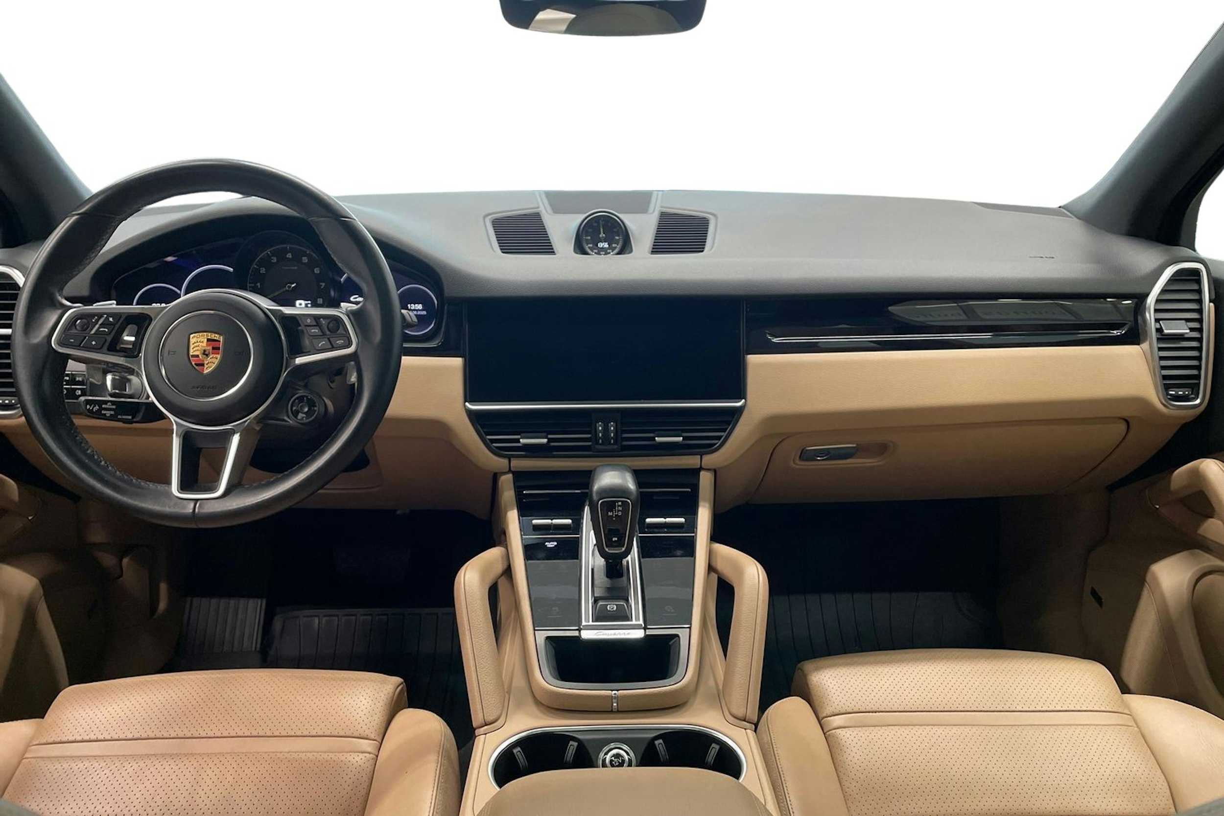musta Porsche Cayenne 2021 kuva 7.