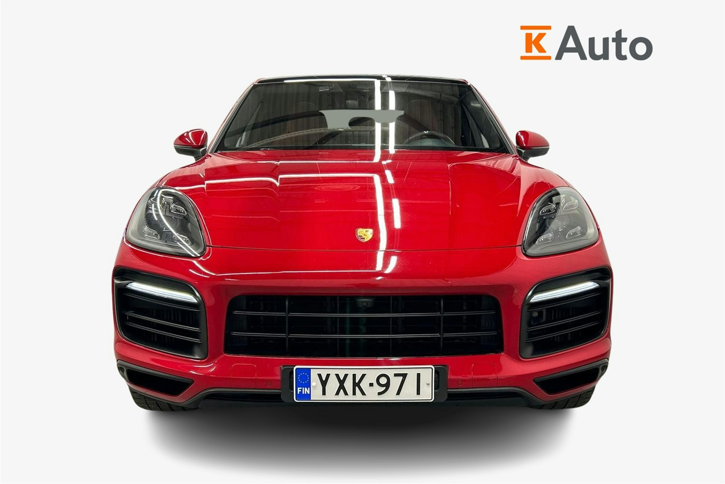 punainen Porsche Cayenne 2021 kuva 5.
